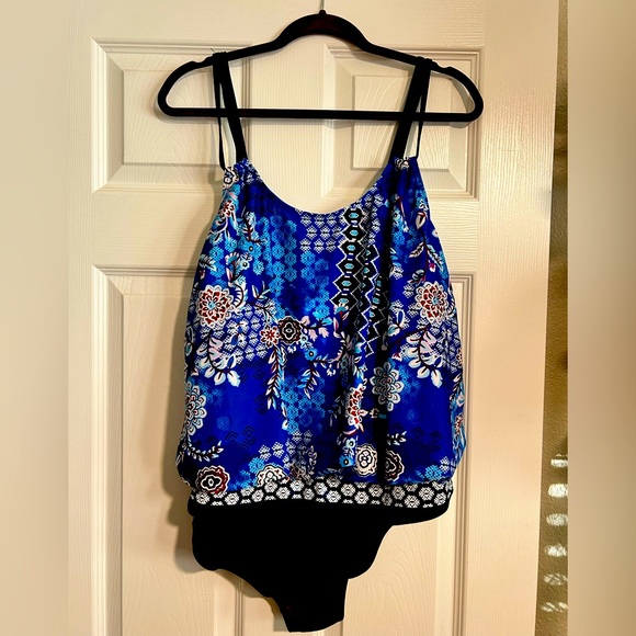 Other - One piece bathing suit women’s size xl